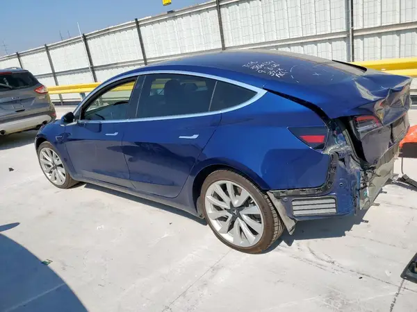 5YJ3E1EA4JF118318 2018 TESLA MODEL 3 - Image 2