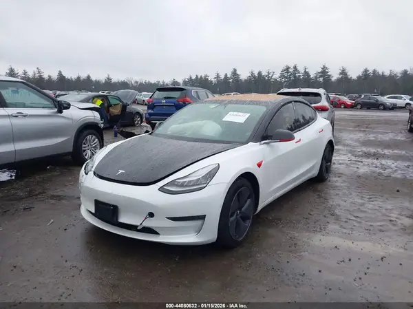 5YJ3E1EA4JF122983 2018 TESLA MODEL 3 - Image 2
