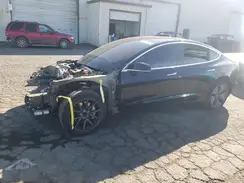 5YJ3E1EA4JF124989 2018 TESLA MODEL 3