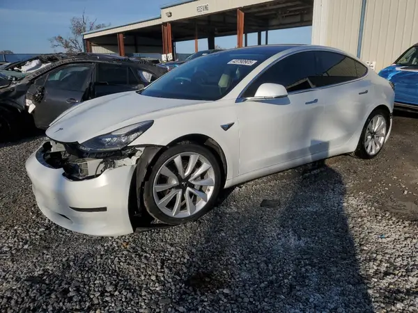 5YJ3E1EA4JF154705 2018 TESLA MODEL 3 - Image 1
