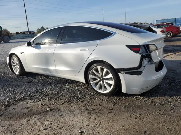 5YJ3E1EA4JF154705 2018 TESLA MODEL 3 - Image 2
