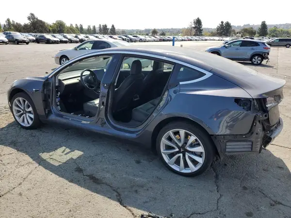 5YJ3E1EA4JF154817 2018 TESLA MODEL 3 - Image 2