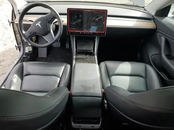 5YJ3E1EA4JF154817 2018 TESLA MODEL 3 - Image 8