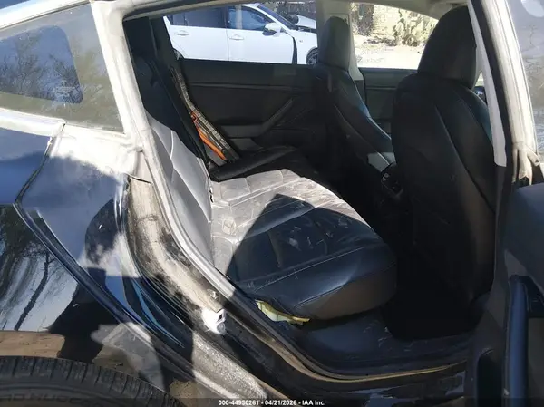 5YJ3E1EA4JF156647 2018 TESLA MODEL 3 - Image 8