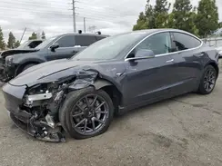 5YJ3E1EA4JF158334 2018 TESLA MODEL 3