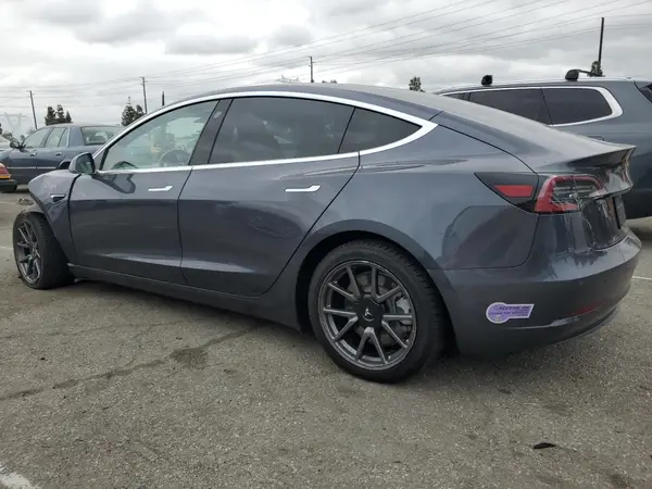 5YJ3E1EA4JF158334 2018 TESLA MODEL 3 - Image 2