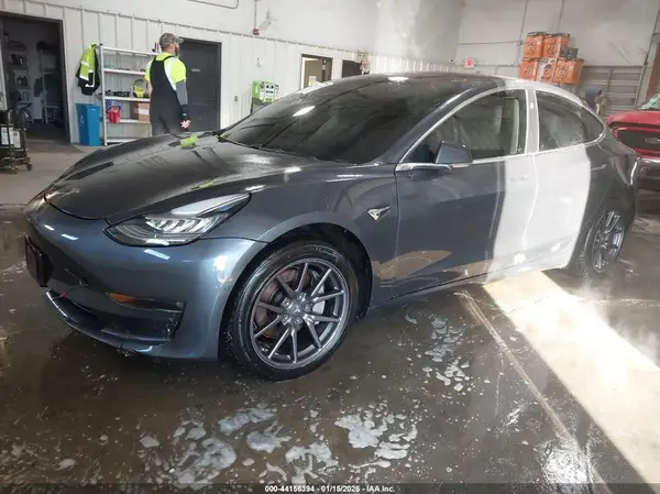 5YJ3E1EA4JF158835 2018 TESLA MODEL 3 - Image 2