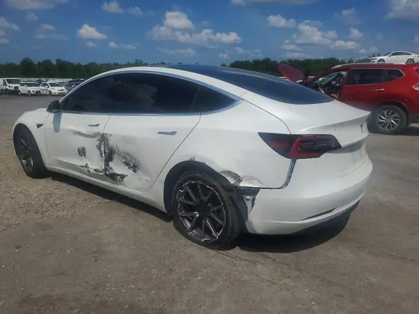 5YJ3E1EA4JF161539 2018 TESLA MODEL 3 - Image 2
