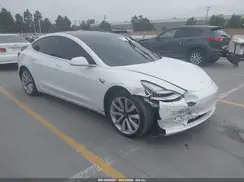 5YJ3E1EA4JF164585 2018 TESLA MODEL 3