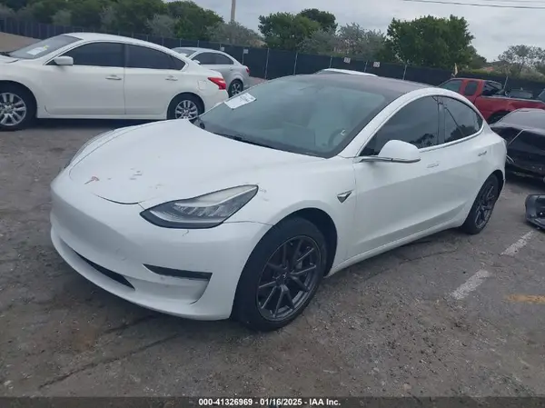 5YJ3E1EA4JF168569 2018 TESLA MODEL 3 - Image 2
