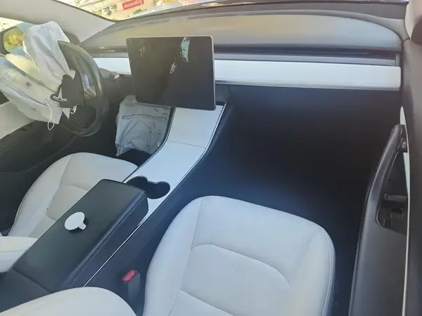 5YJ3E1EA4JF169480 2018 TESLA MODEL 3 - Image 8