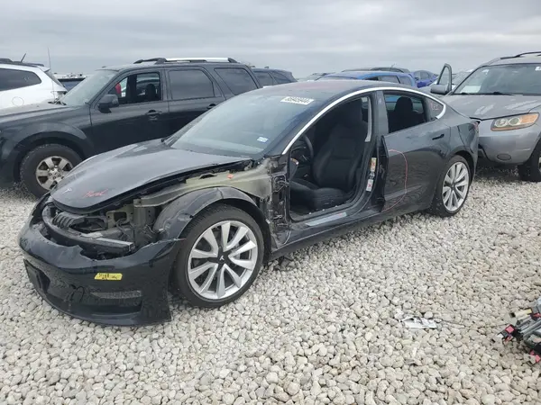 5YJ3E1EA4JF176090 2018 TESLA MODEL 3 - Image 1
