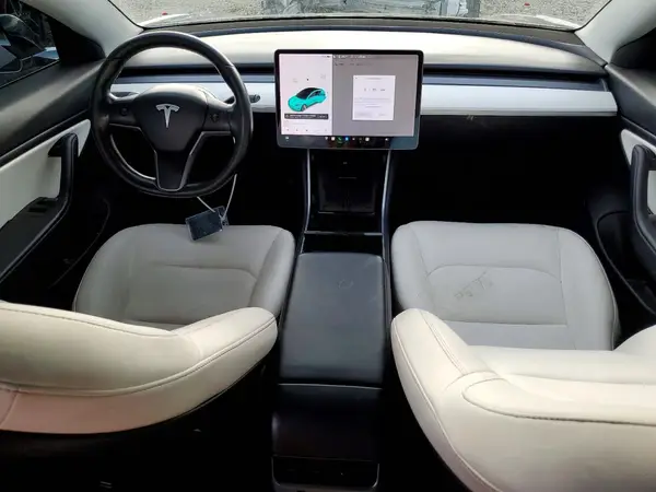 5YJ3E1EA4JF177742 2018 TESLA MODEL 3 - Image 8