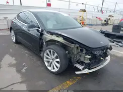 5YJ3E1EA4JF177966 2018 TESLA MODEL 3