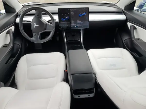 5YJ3E1EA4JF178194 2018 TESLA MODEL 3 - Image 8