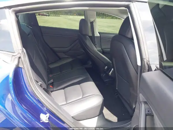 5YJ3E1EA4KF193604 2019 TESLA MODEL 3 - Image 8