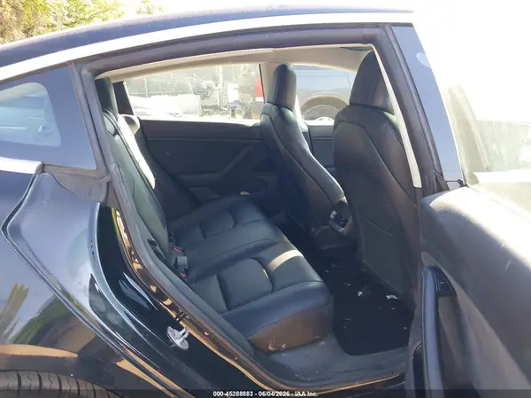 5YJ3E1EA4KF198706 2019 TESLA MODEL 3 - Image 8