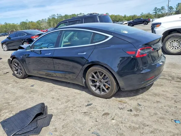 5YJ3E1EA4KF296330 2019 TESLA MODEL 3 - Image 2