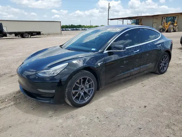 5YJ3E1EA4KF296490 2019 TESLA MODEL 3 - Image 1