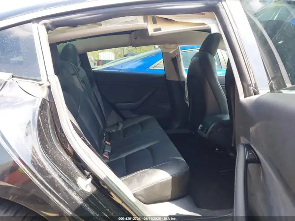 5YJ3E1EA4KF296859 2019 TESLA MODEL 3 - Image 8