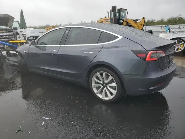 5YJ3E1EA4KF300909 2019 TESLA MODEL 3 - Image 2