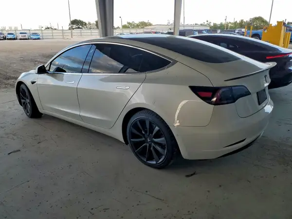 5YJ3E1EA4KF301350 2019 TESLA MODEL 3 - Image 2