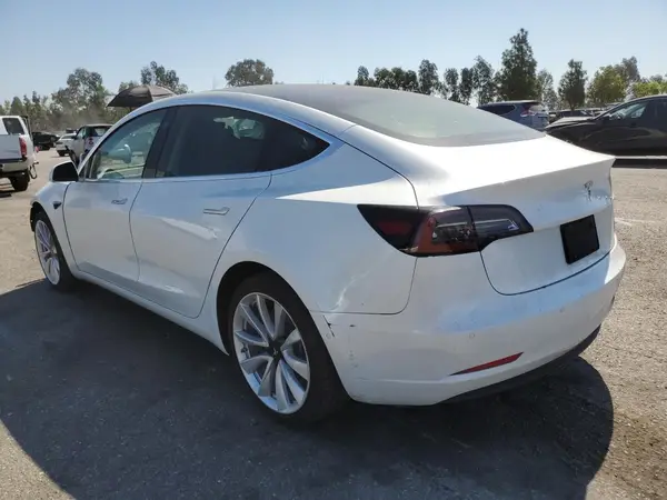 5YJ3E1EA4KF301512 2019 TESLA MODEL 3 - Image 2