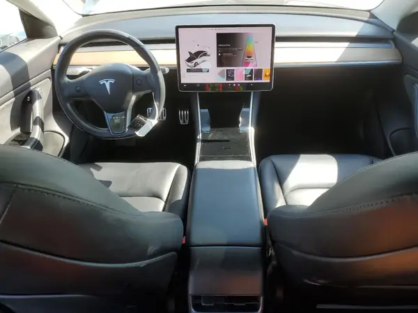 5YJ3E1EA4KF301512 2019 TESLA MODEL 3 - Image 8