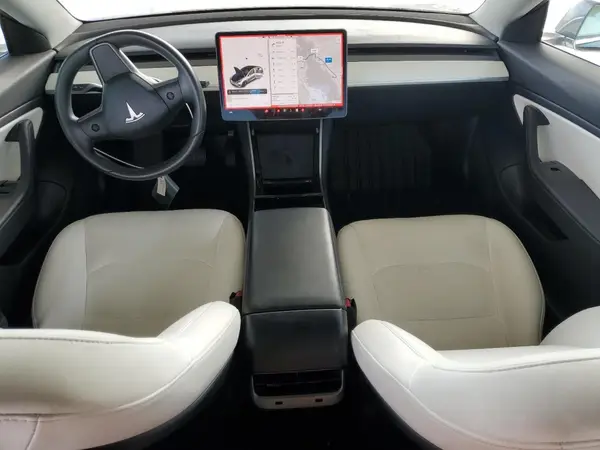 5YJ3E1EA4KF301803 2019 TESLA MODEL 3 - Image 8