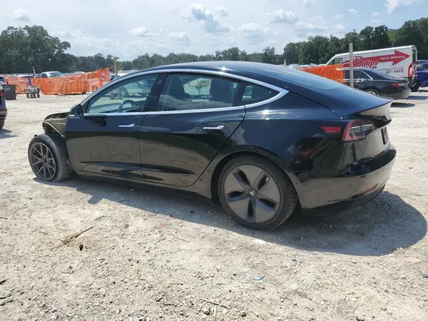 5YJ3E1EA4KF306399 2019 TESLA MODEL 3 - Image 2