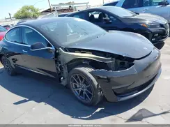 5YJ3E1EA4KF313188 2019 TESLA MODEL 3