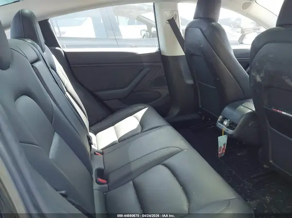 5YJ3E1EA4KF313188 2019 TESLA MODEL 3 - Image 8