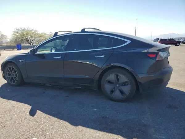 5YJ3E1EA4KF313465 2019 TESLA MODEL 3 - Image 2