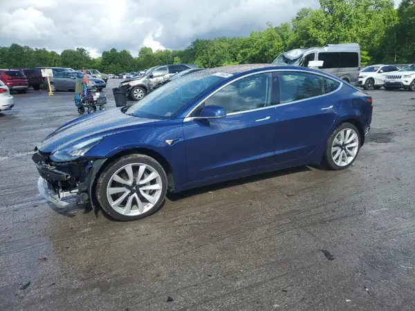 5YJ3E1EA4KF314616 2019 TESLA MODEL 3 - Image 1