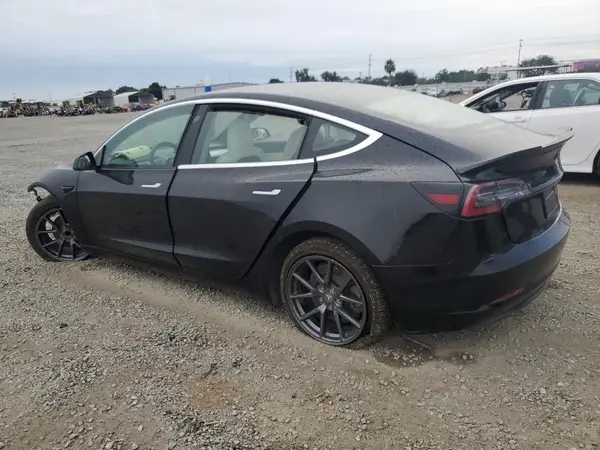 5YJ3E1EA4KF315085 2019 TESLA MODEL 3 - Image 2