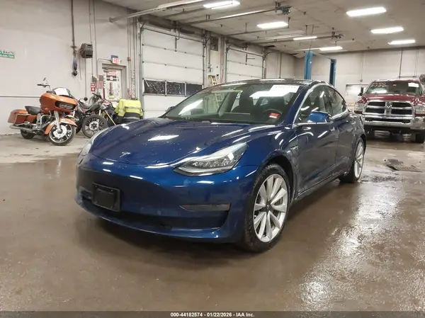 5YJ3E1EA4KF317760 2019 TESLA MODEL 3 - Image 2