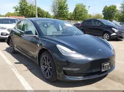 5YJ3E1EA4KF323543 2019 TESLA MODEL 3