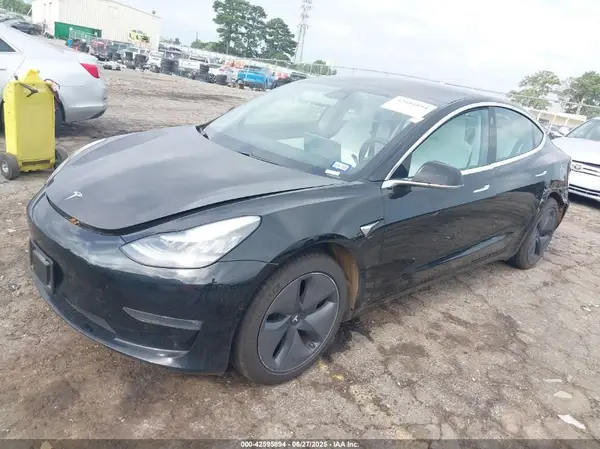 5YJ3E1EA4KF323557 2019 TESLA MODEL 3 - Image 2
