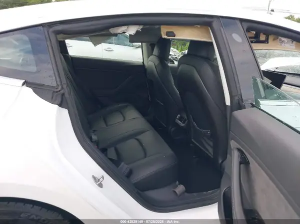 5YJ3E1EA4KF326457 2019 TESLA MODEL 3 - Image 8