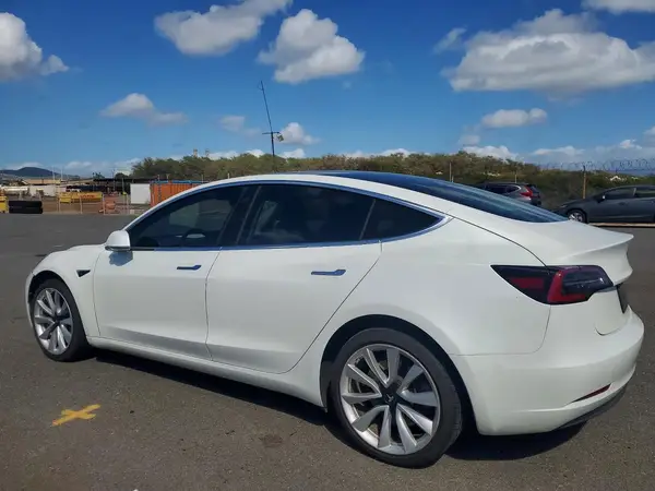 5YJ3E1EA4KF332064 2019 TESLA MODEL 3 - Image 2