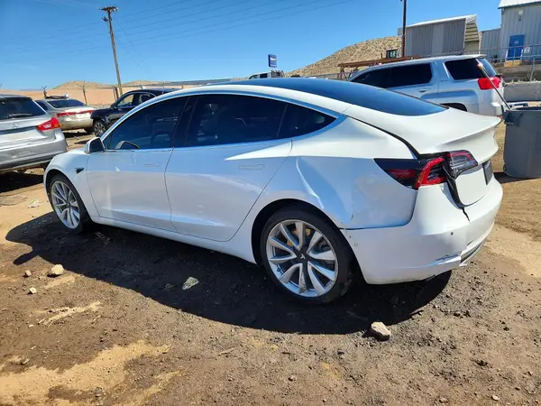 5YJ3E1EA4KF336437 2019 TESLA MODEL 3 - Image 2