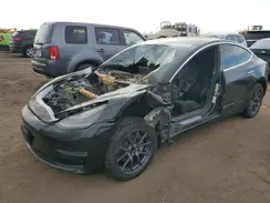 5YJ3E1EA4KF394967 2019 TESLA MODEL 3