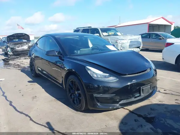 5YJ3E1EA4KF396055 2019 TESLA MODEL 3 - Image 1