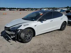 5YJ3E1EA4KF396945 2019 TESLA MODEL 3