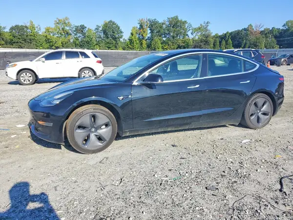 5YJ3E1EA4KF397805 2019 TESLA MODEL 3 - Image 1