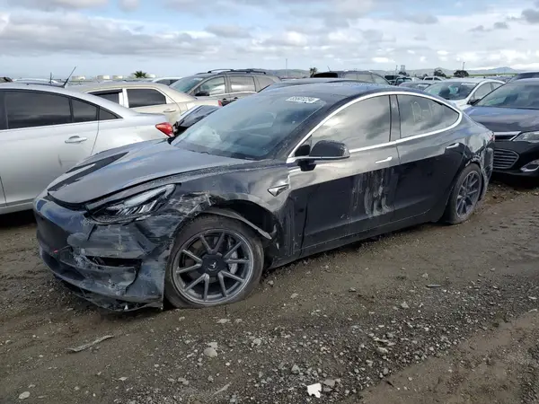 5YJ3E1EA4KF399098 2019 TESLA MODEL 3 - Image 1