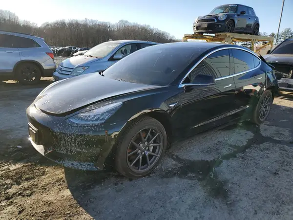 5YJ3E1EA4KF399862 2019 TESLA MODEL 3 - Image 1
