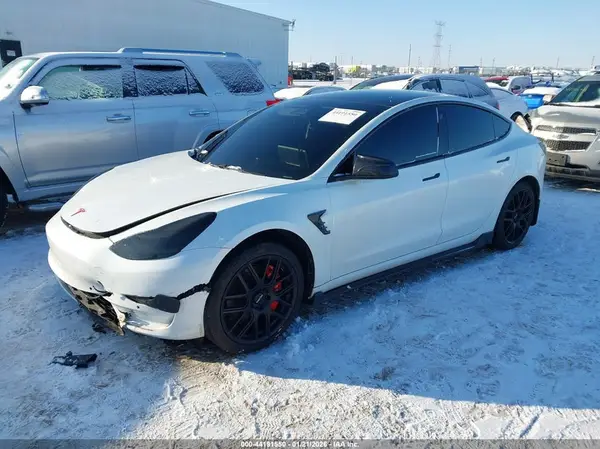 5YJ3E1EA4KF402503 2019 TESLA MODEL 3 - Image 2