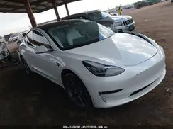 5YJ3E1EA4KF402940 2019 TESLA MODEL 3