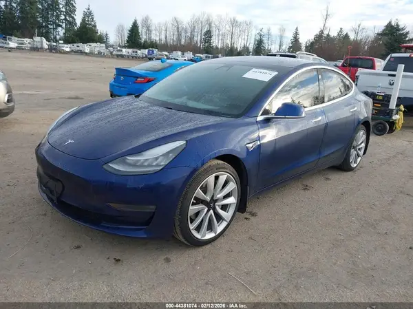 5YJ3E1EA4KF407507 2019 TESLA MODEL 3 - Image 2